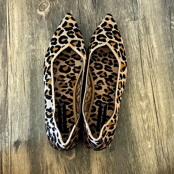 Steven By Steve Madden Shoes - *HP* NWOT Steven by Steve Madden leopard print point toe flats.